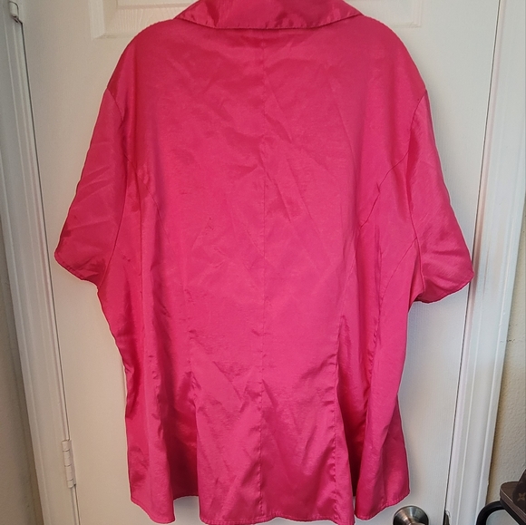 Cato Woman Plus Size 26/28W Blouse Shirt Short Sleeve Color Hot Pink Used - Picture 2 of 10